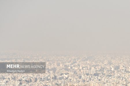 هشدار سطح نارنجی هواشناسی اصفهان درباره اوج‌گیری آلودگی
هوا