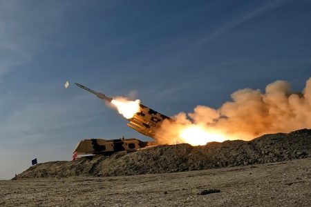 انهدام اهداف باسامانه‌های دفاع هوایی کوتاه بردو ارتفاع پایین
سپاه