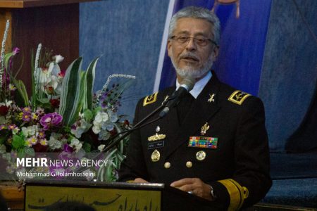 انقلاب اسلامی بزرگترین ضربه را به هیمنه پوشالی استکبار
زد