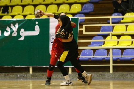 پیروزی مدعیان در هفته دوازدهم/ ادامه صدرنشینی بافق
یزد
