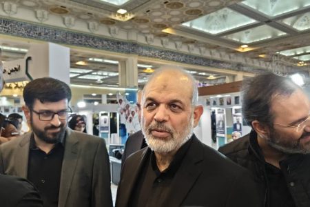 تنها راه حل مسایل اجتماعی، قرآن است