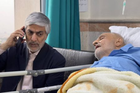 عیادت وزیر ورزش از پیشکسوت بسکتبال