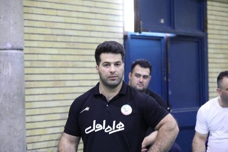 نصیرشلال: پوست اندازی کار سختی است ولی ما این بذر را
کاشتیم