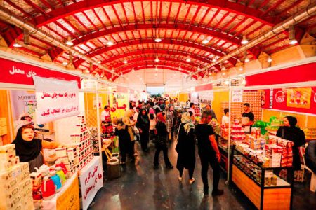 کالاها ۳۰ درصد ارزان‌تر در نمایشگاه‌های عید تا عید عرضه
می‌شود