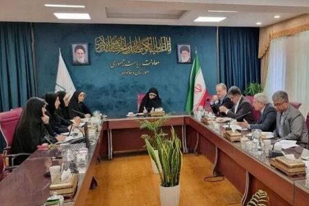 توسعه کسب و کارهای خرد زنان سرپرست خانوار در مناطق
محروم