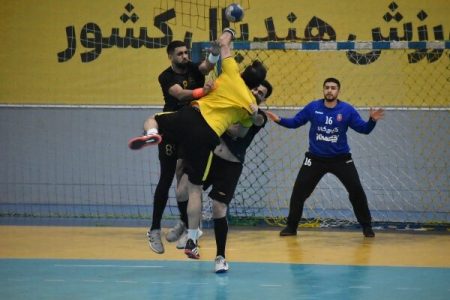 قهرمانی زود هنگام مس در روز تقسیم امتیازات/ تلاش پرواز برای
بقا