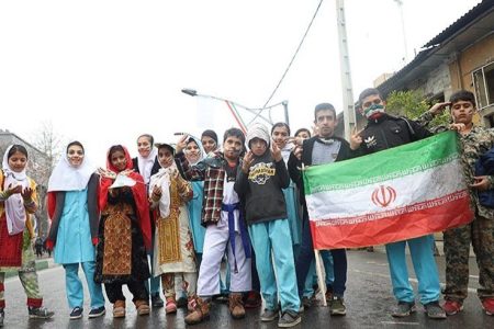 مامانِ نوجوون باید سیاسی باشه