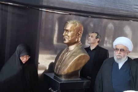 سردیس «شهید امیرعبدالهیان» در دامغان رونمایی شد