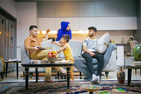 چالش‌ سفر در سفر با «خانه ما»/عوامل ۴۰ روز از خانواده دور
می‌شوند