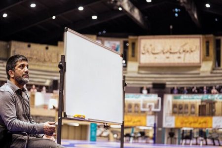 دبیر در جمع ملی پوشان نونهال: فضای مجازی ورزشکاران را ترسو
می‌کند