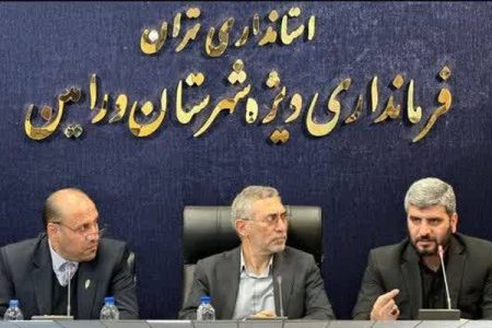 خزائی: استان قم به ناحق مسیر رودخانه ورامین را منحرف کرده
است