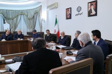 عارف: انجمن‌های علمی در تحقق رشد ۸ درصدی و حل ناترازی‌ها به
دولت کمک کنند